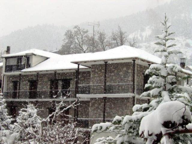 Guesthouse Alexandra Eptálofos Exterior foto